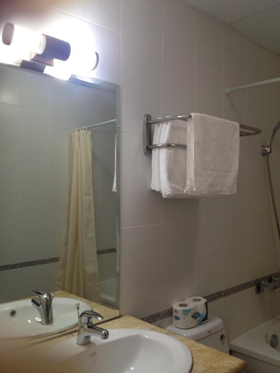 Song Anh Hotel Ho Şi Min Oda fotoğraf