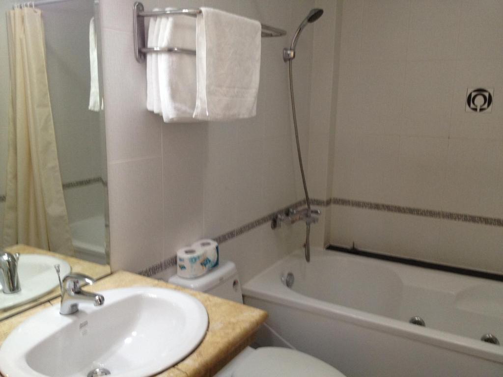 Song Anh Hotel Ho Şi Min Oda fotoğraf